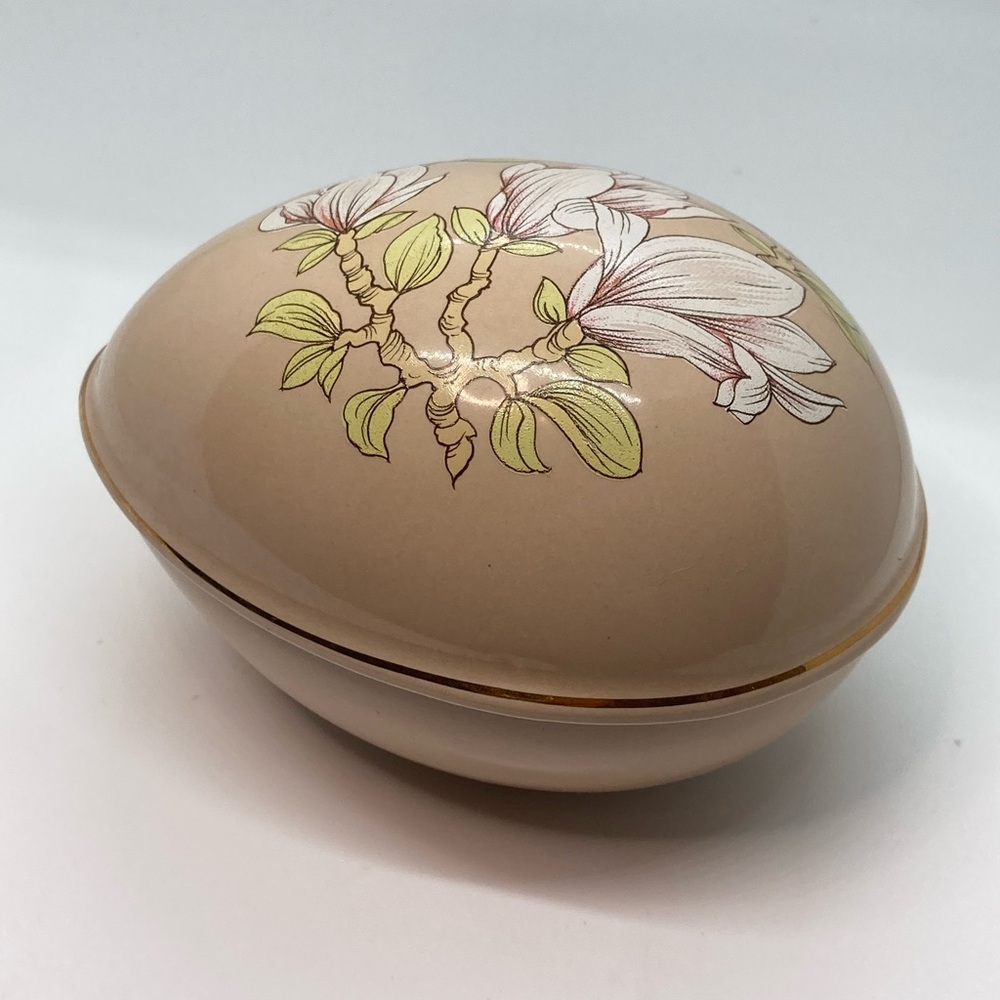 Vtg Sadler England Floral Beige Decorative Egg Trinket Dish w Lid | 4.4” Length
